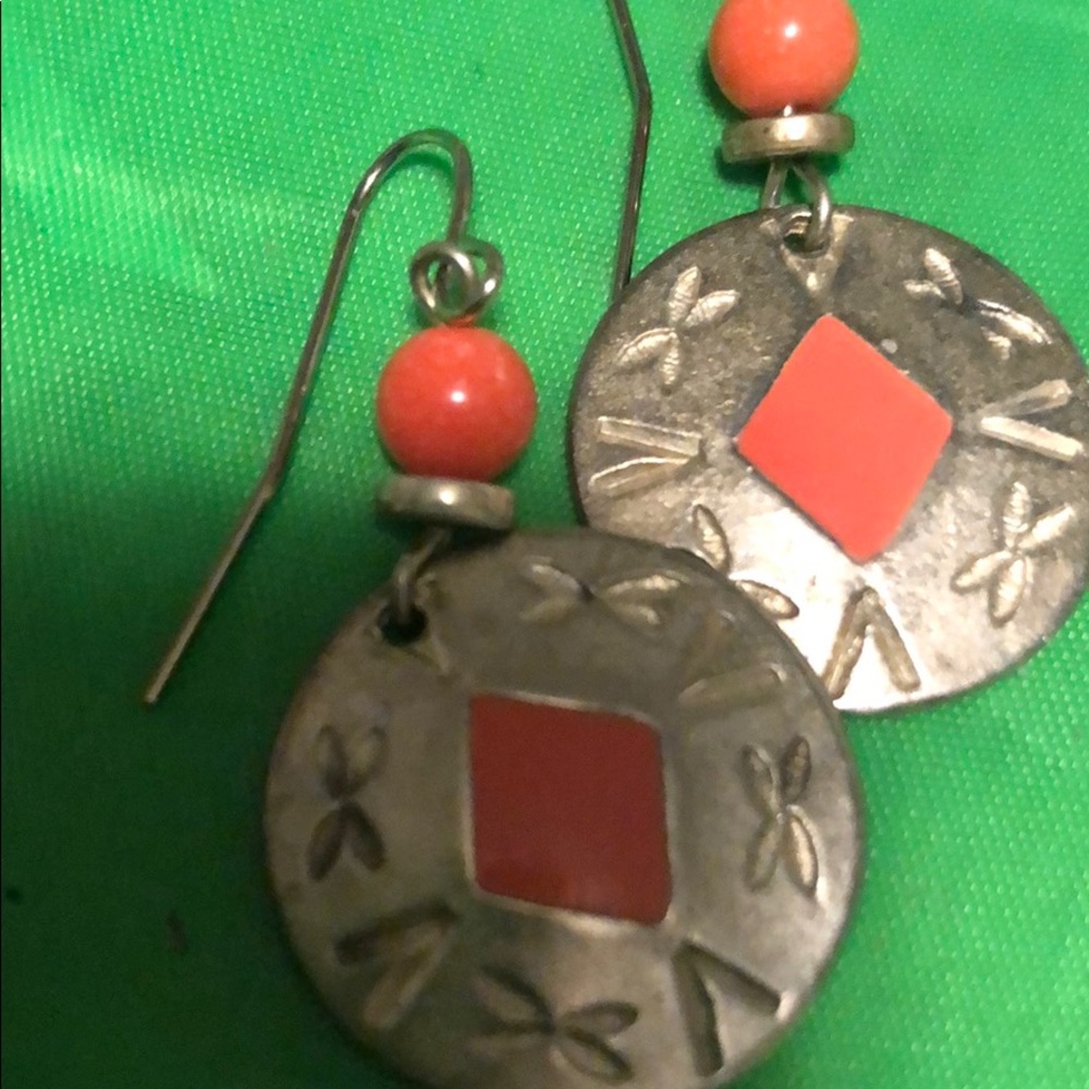 Used earrings - Picture 3 of 5